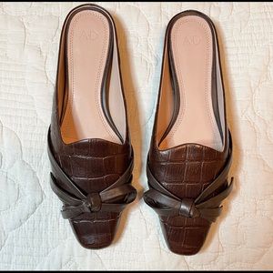 AD & Daugho Ranncho Croco Leather Mules, size 7